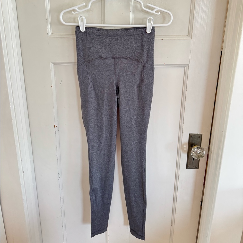Lululemon Swift Speed High Rise 28” tight size‎ 4